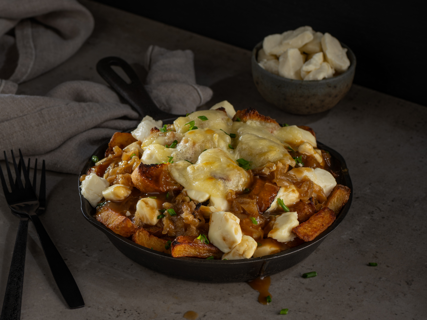 Poutine soupe à l’oignon